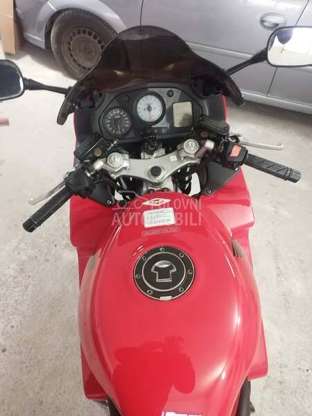 Honda VFR 800 fi UVOZ