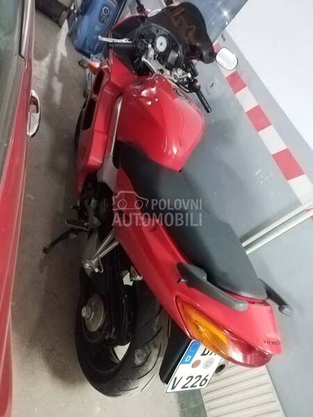 Honda VFR 800 fi UVOZ