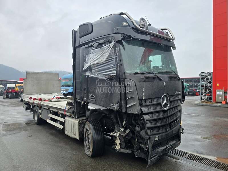 Actros 1842