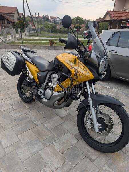 Honda Transalp XL700 ABS