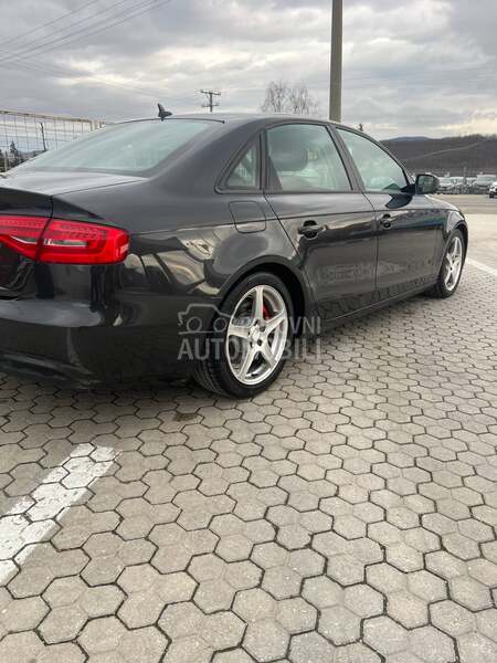 Audi A4 2.0 TDI/LED/XENON/