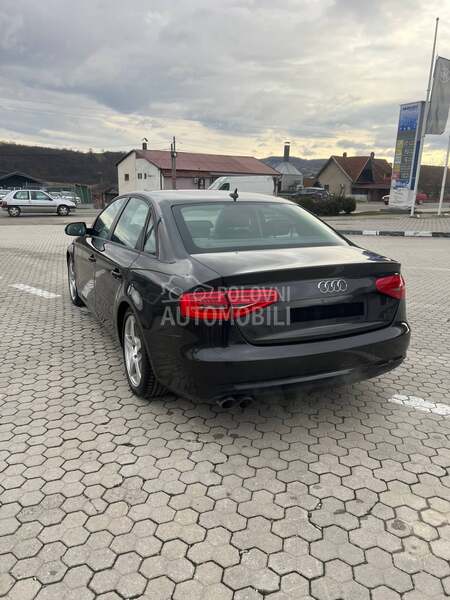 Audi A4 2.0 TDI/LED/XENON/