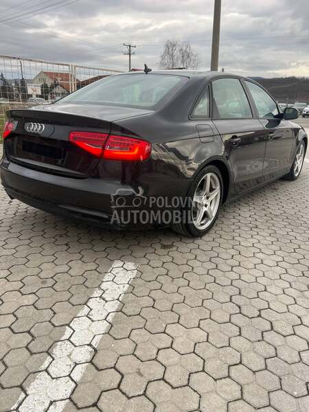 Audi A4 2.0 TDI/LED/XENON/