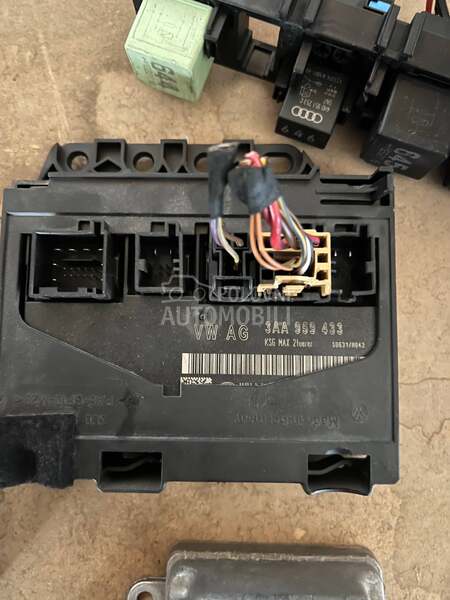 Volkswagen Passat B7 -  kompletan auto u delovima