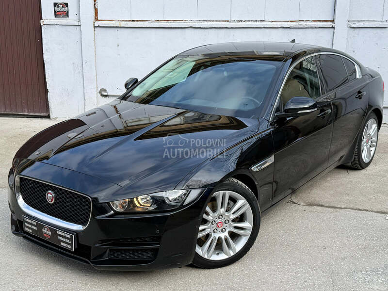 Jaguar XE 