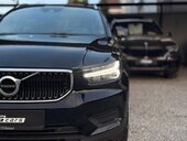 Volvo XC40 T3 MOMENTUM PRO