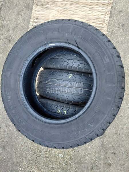 Ostalo 235/65 R16 Letnja