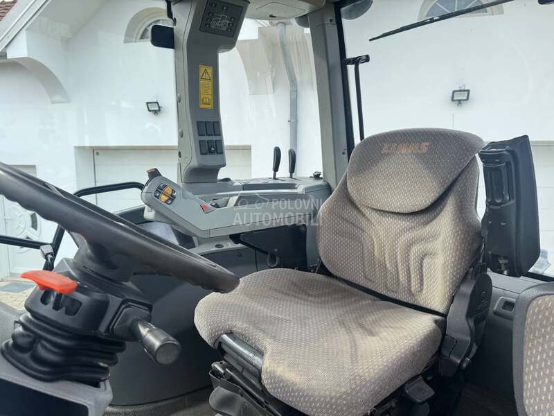 Claas Arion 640 CEBIS