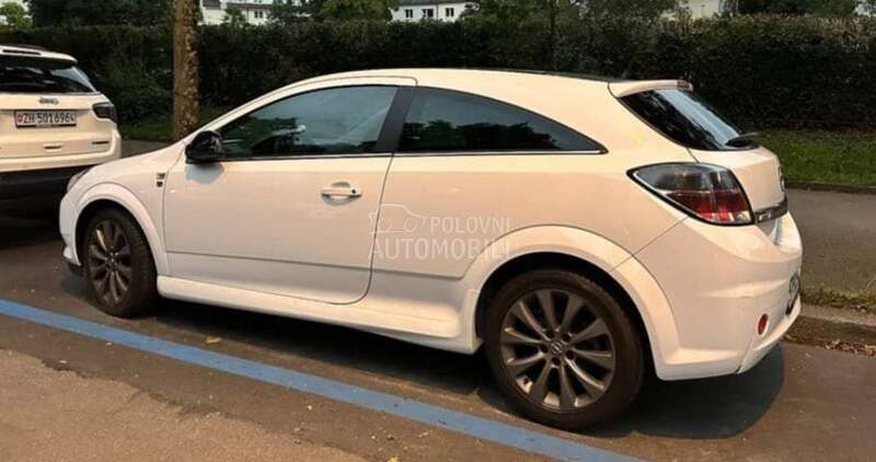 Opel Astra H 