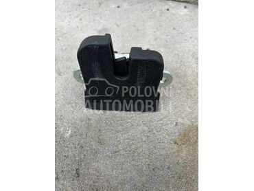 Brava gepek vrata za Volkswagen Polo od 2009. do 2014. god.