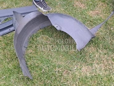 prednja podkrila original za Seat Ateca