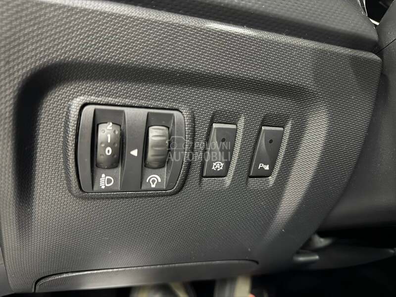 Renault Captur 0.9 TCE NAV/CH