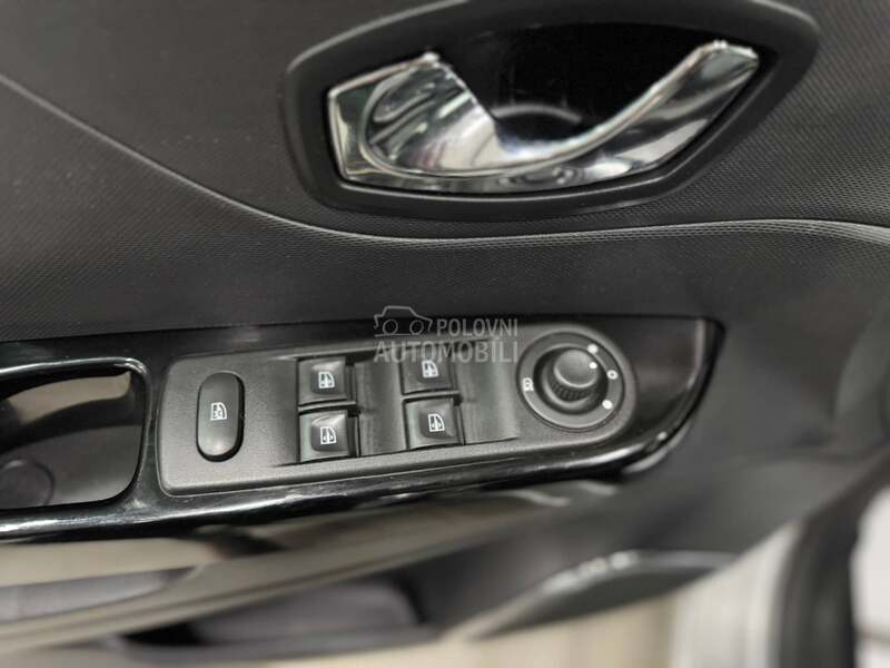 Renault Captur 0.9 TCE NAV/CH