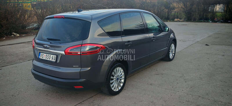 Ford S-Max 