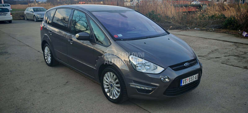 Ford S-Max 