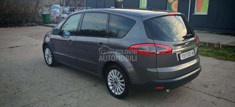 Ford S-Max 
