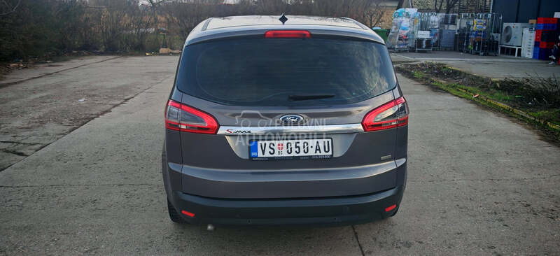 Ford S-Max 