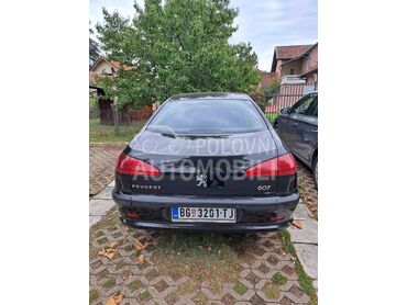 Peugeot 607 
