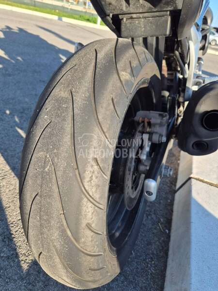 Suzuki Gladius SV 650 A2