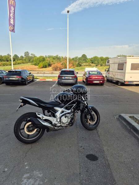 Suzuki Gladius SV 650 A2