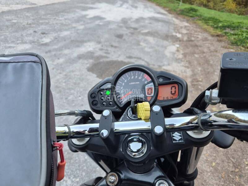 Suzuki Gladius SV 650 A2