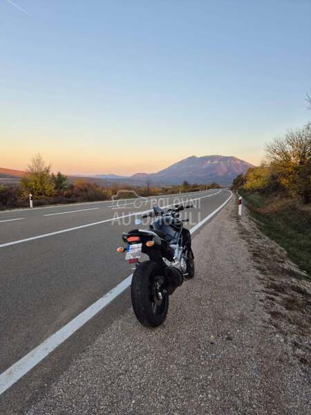 Suzuki Gladius SV 650 A2