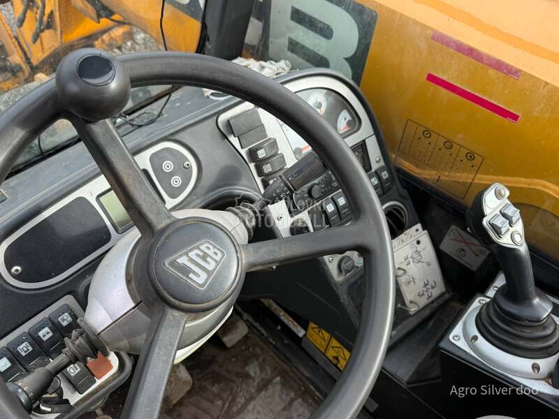 JCB 541 70 AGRI SUPER