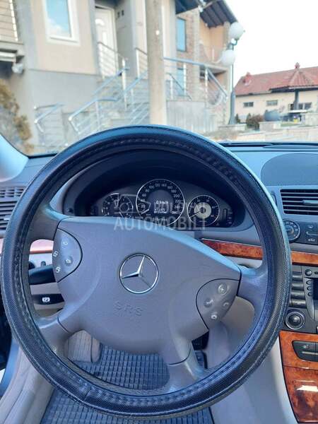 Mercedes Benz E 220 Elegance