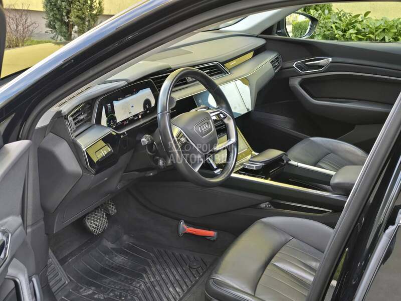 Audi e-tron Q8