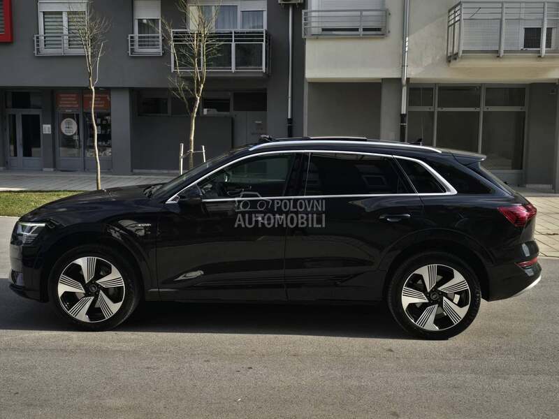 Audi e-tron Q8