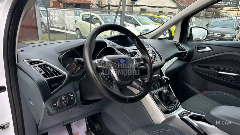 Ford C-Max Titanium N O V