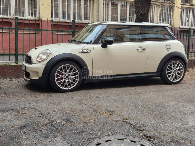 MINI John Cooper Works 