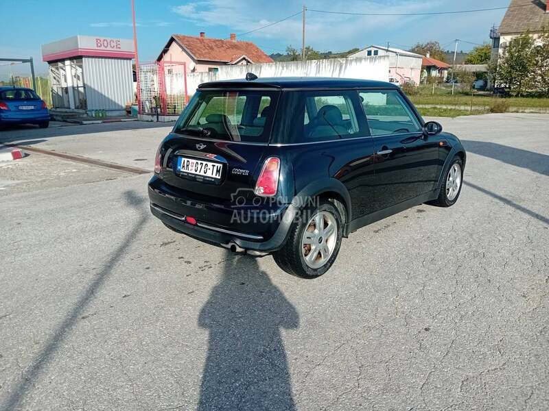 MINI Cooper 