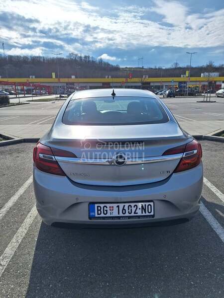 Opel Insignia 