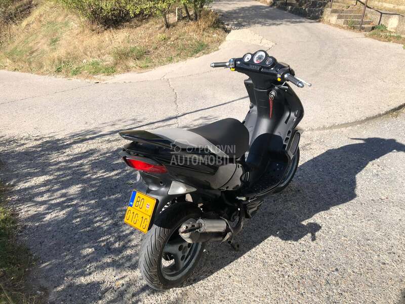 Peugeot speedfight 2