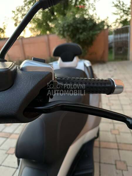 Piaggio MP3