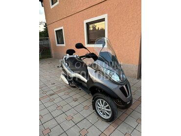 Piaggio MP3
