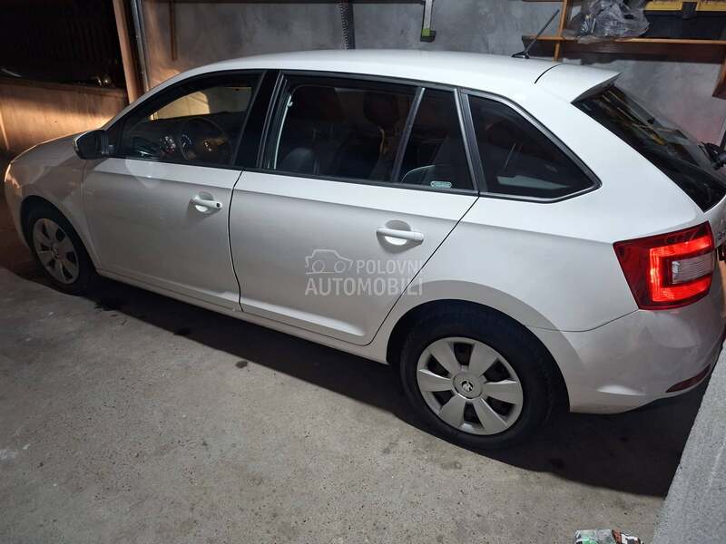 Škoda Rapid 