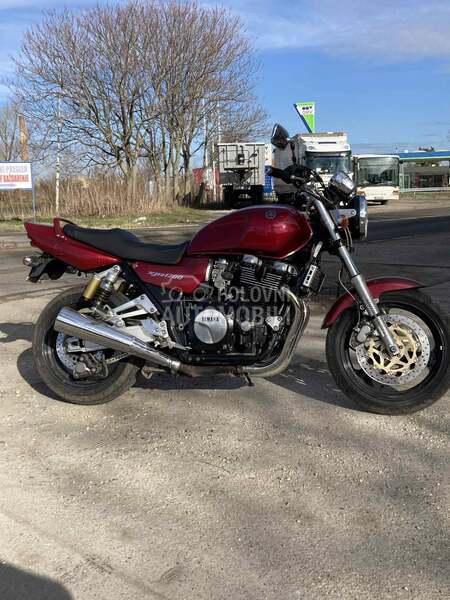 Yamaha xjr