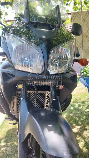 Suzuki V strom