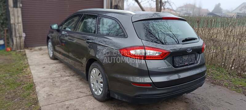 Ford Mondeo 
