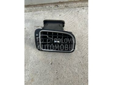 Desni ventilacioni panel za Volkswagen Polo