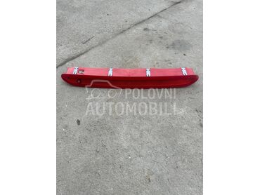 Trece stop svetlo za Volkswagen Polo od 2009. do 2014. god.