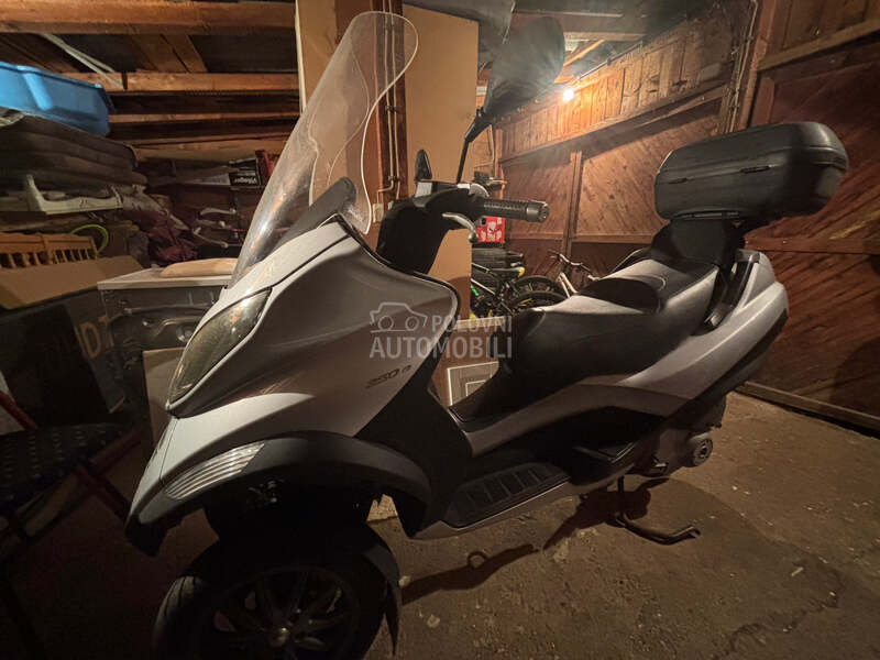 Piaggio mp3