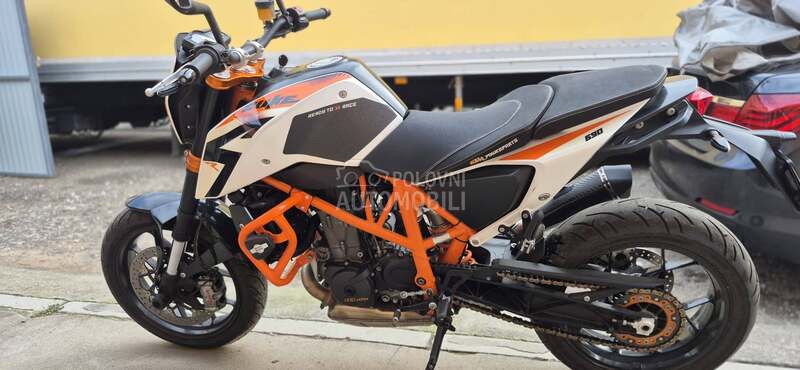 KTM 690 DUKE    CH