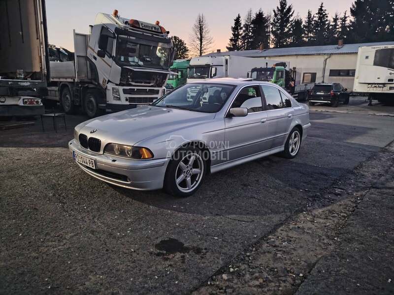 BMW 525 E39
