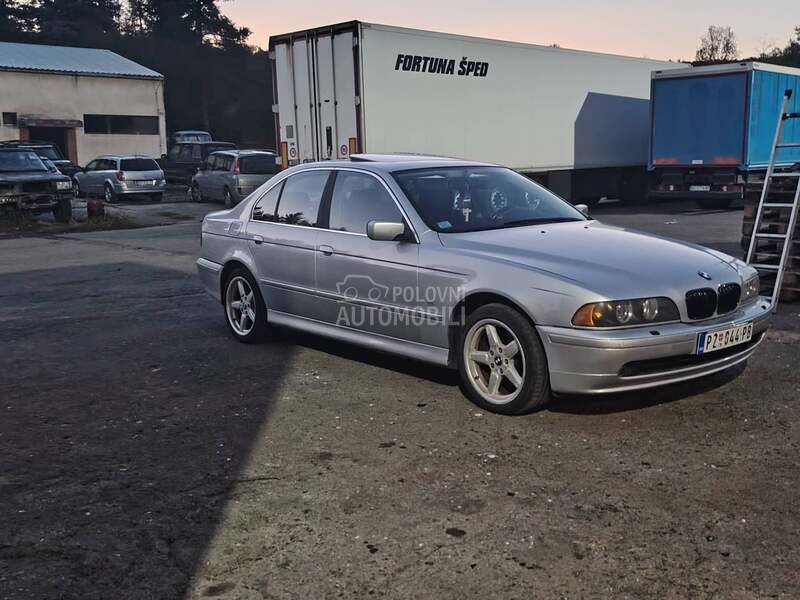 BMW 525 E39