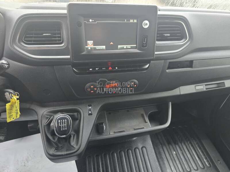 Renault Master 2.3 dci kocka 24m3