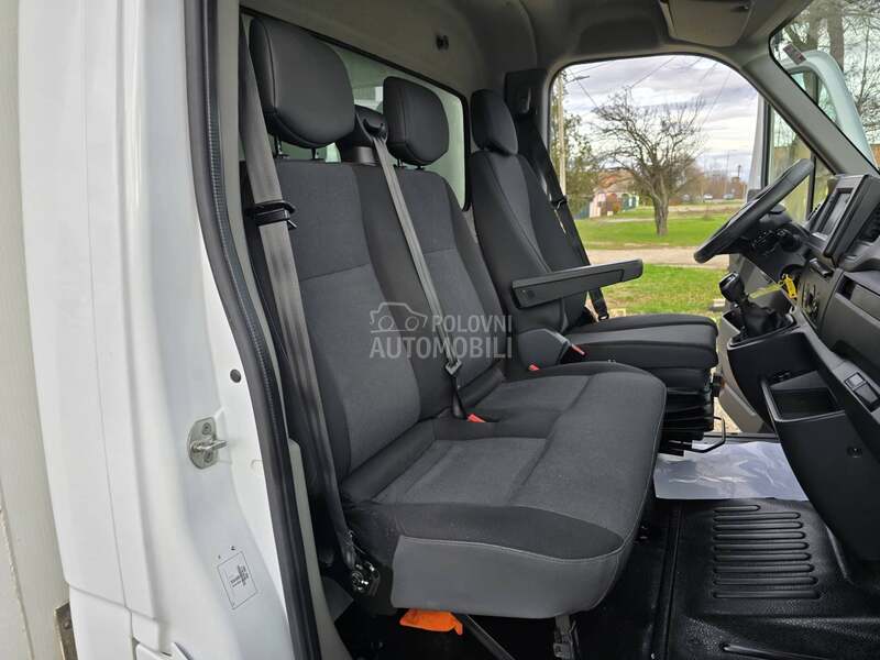 Renault Master 2.3 dci kocka 24m3