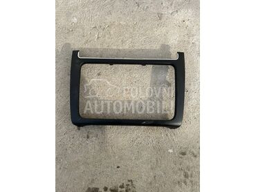 Ovkir radia za Volkswagen Polo